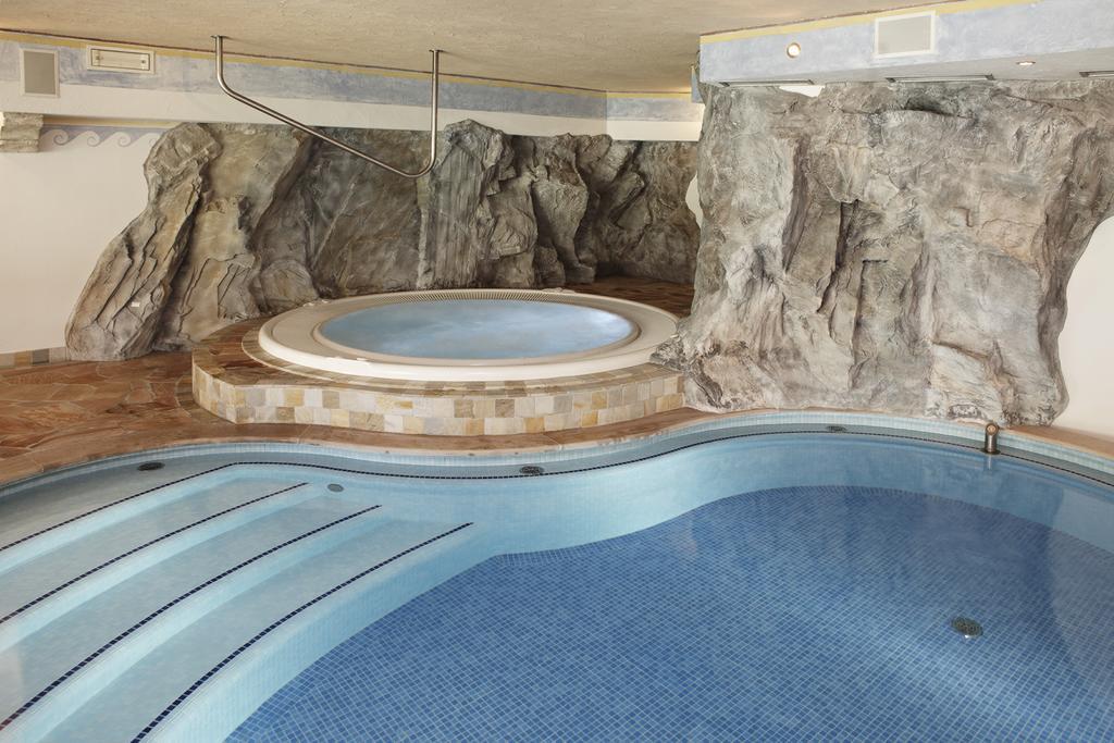 Olang Landhotel Tharerwirt מראה חיצוני תמונה